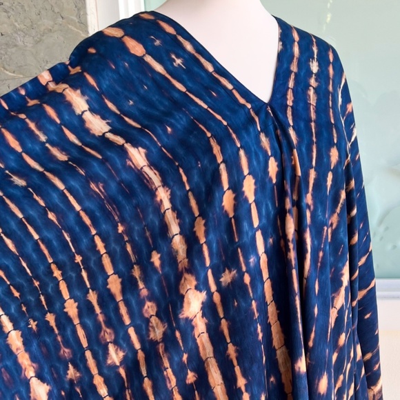 0028/ Indigo Blue Short kaftan, Mini caftan - Picture 7 of 7